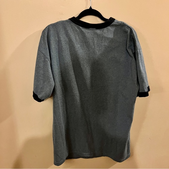 Vintage / Retro Feel Superman T-Shirt - Picture 5 of 7